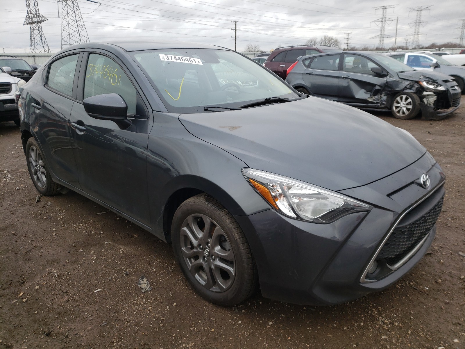 TOYOTA YARIS L 2019