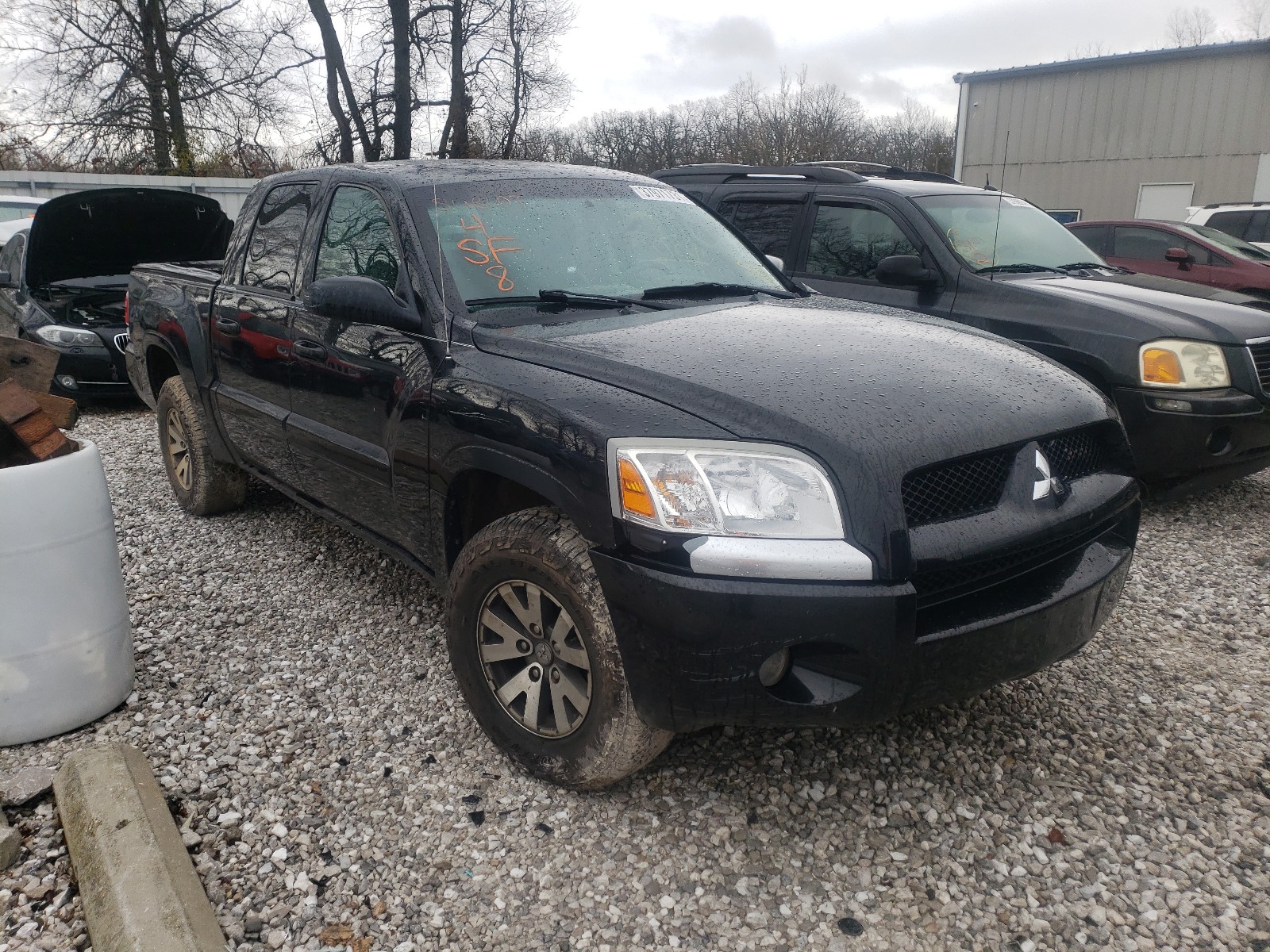 Mitsubishi Raider ls 2008
