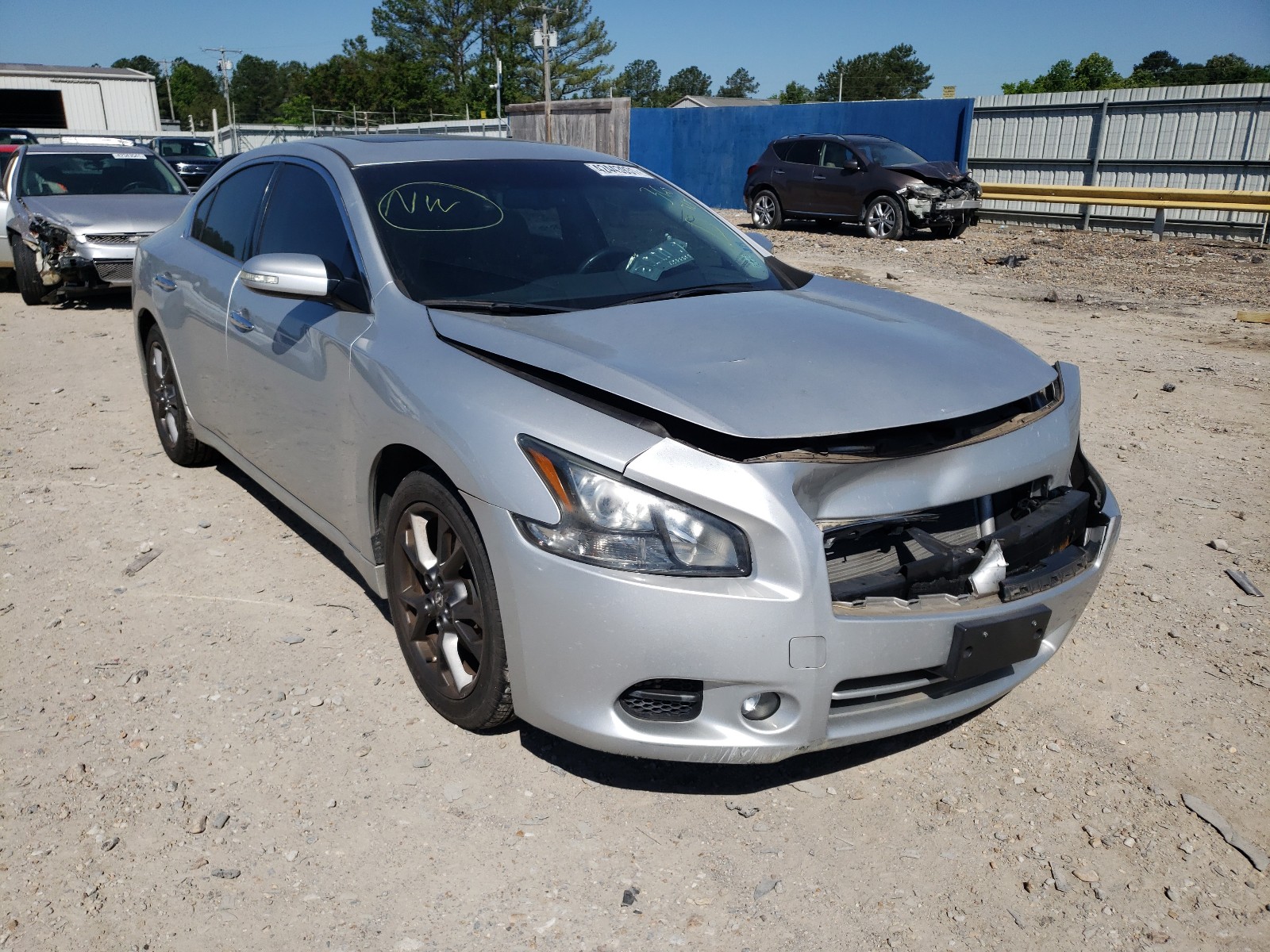 Nissan Maxima 2014