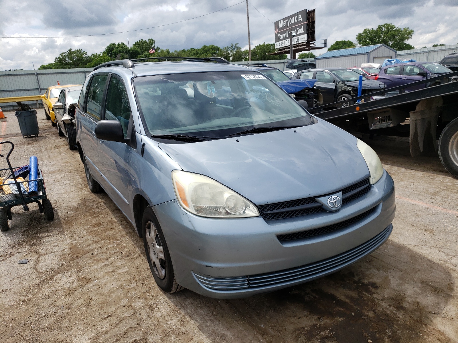 TOYOTA SIENNA CE 2004
