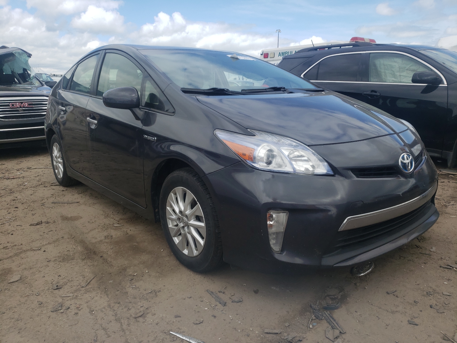Toyota Prius plug-in 2014