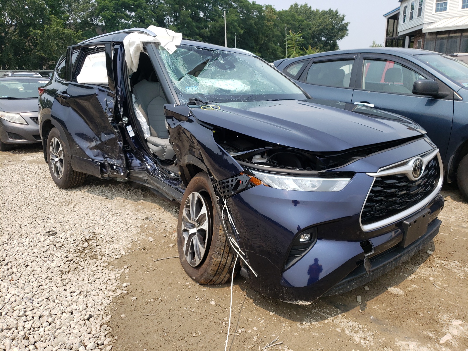 TOYOTA HIGHLANDER 2020