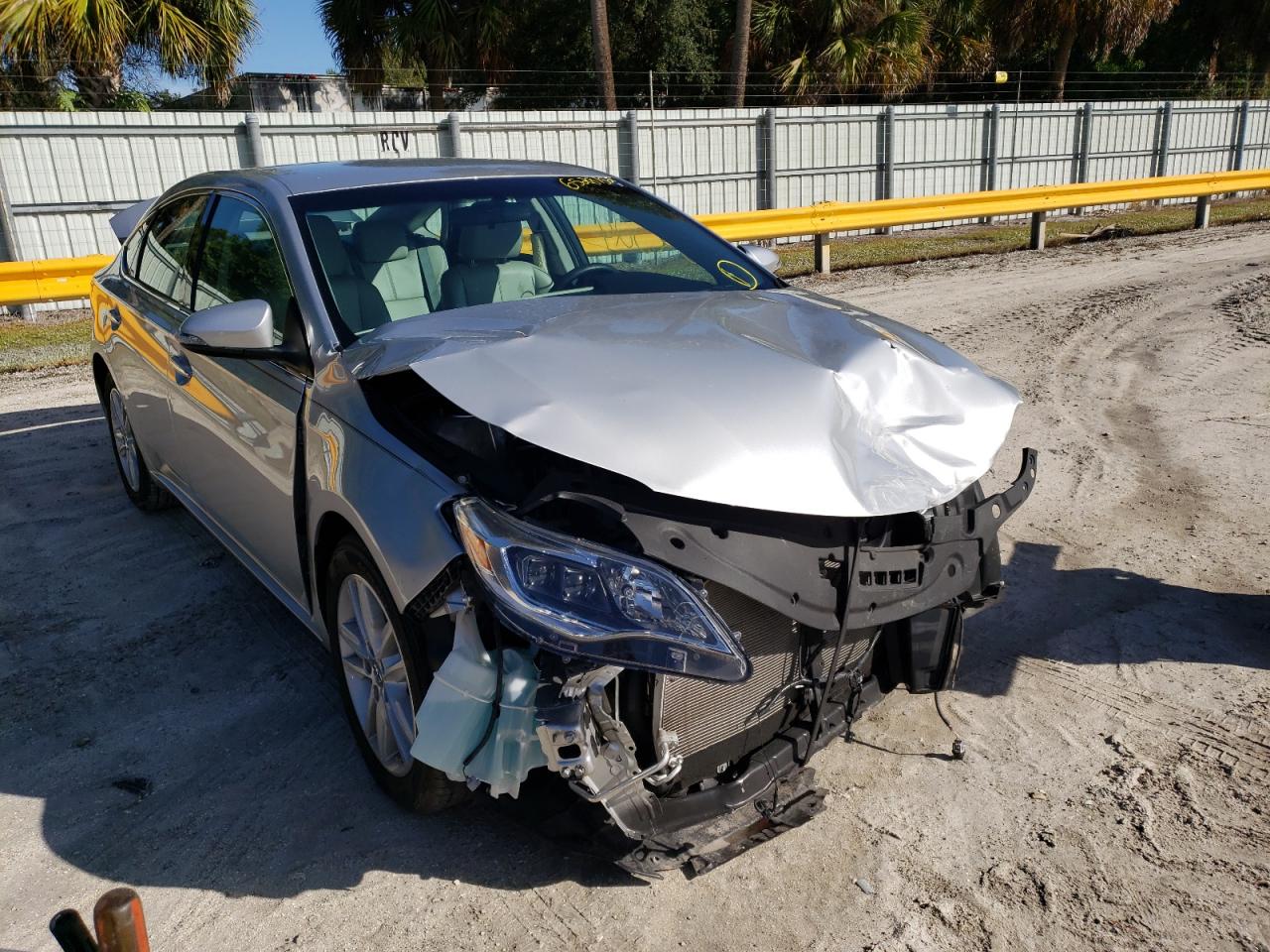 Toyota Avalon 2013