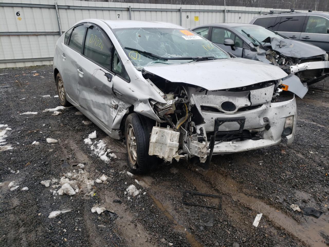 TOYOTA PRIUS 2011