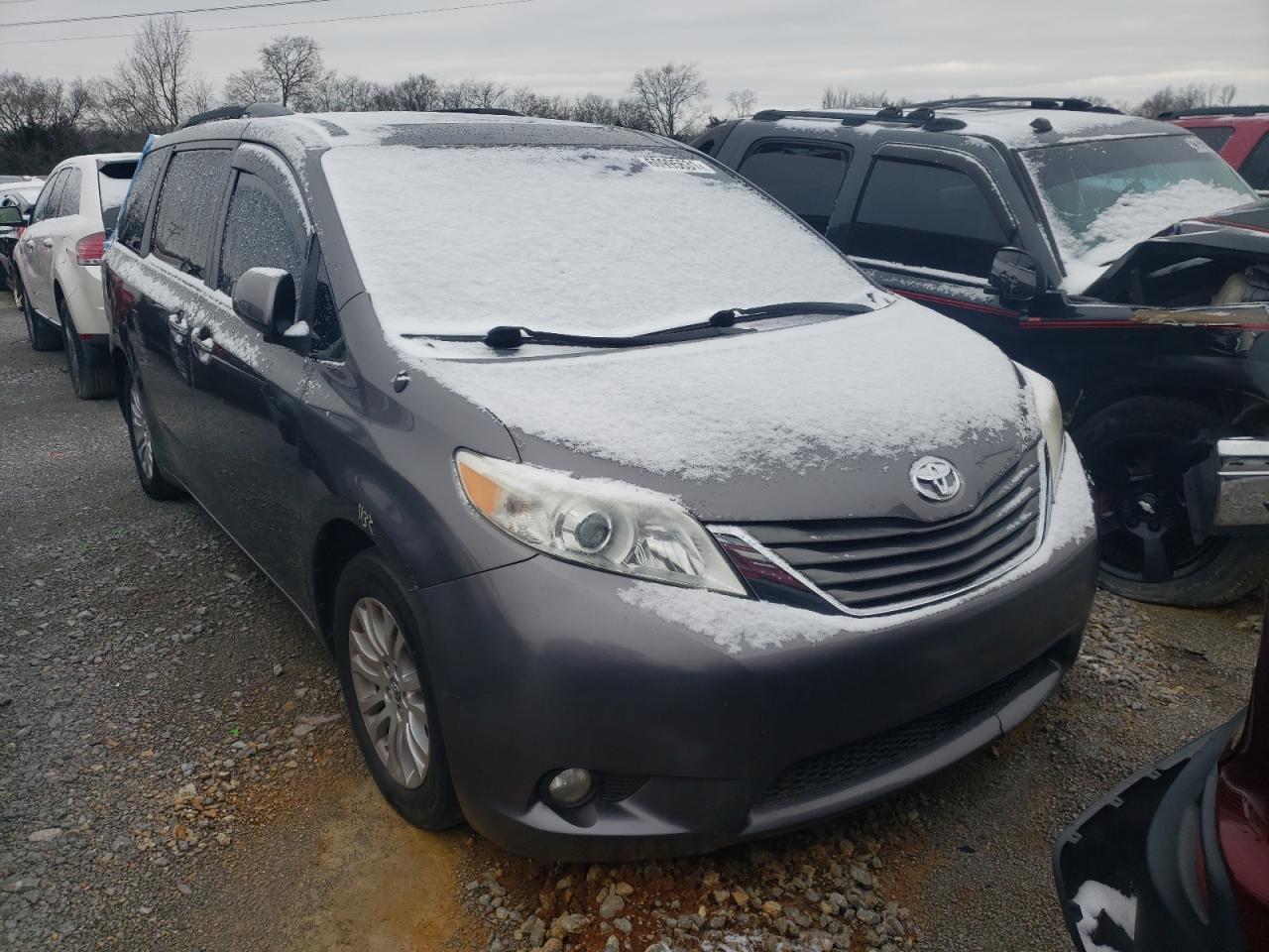 Toyota Sienna 2014