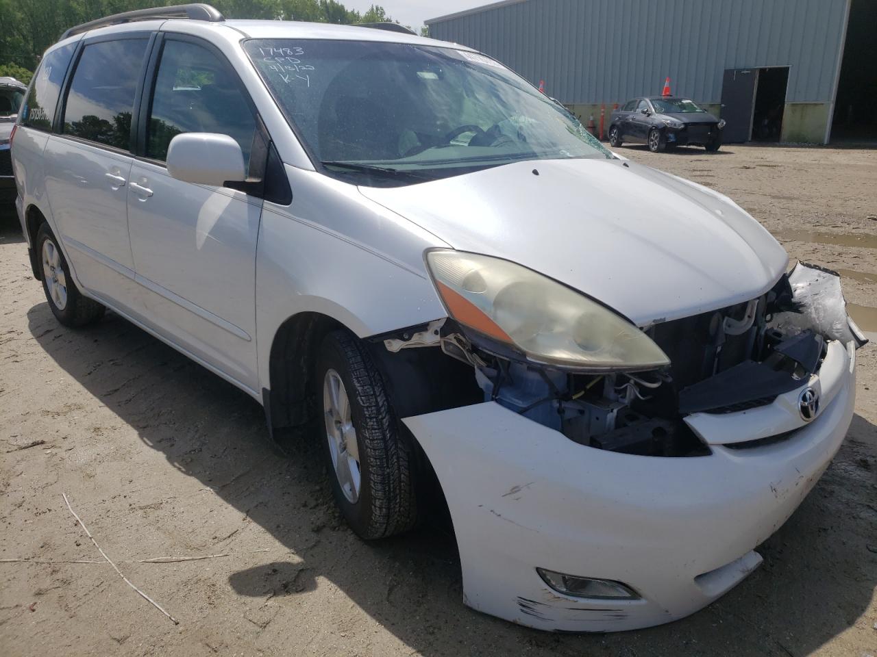 TOYOTA SIENNA 2006