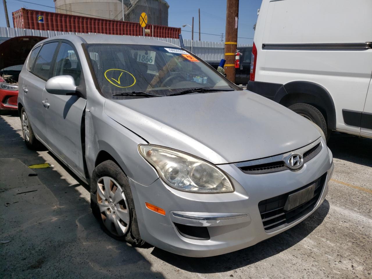 HYUNDAI ELANTRA TOURING 2012