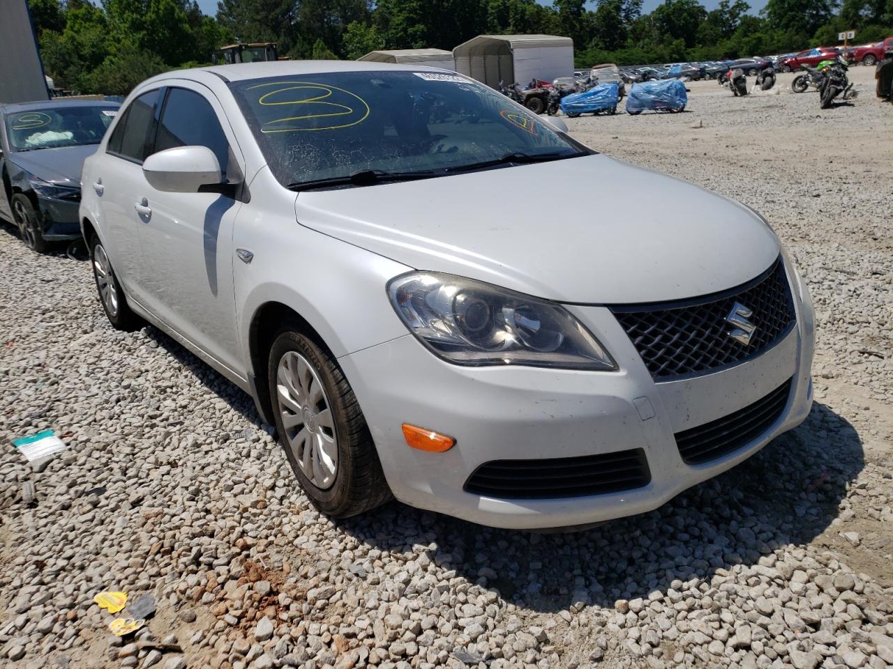 Suzuki Kizashi 2012