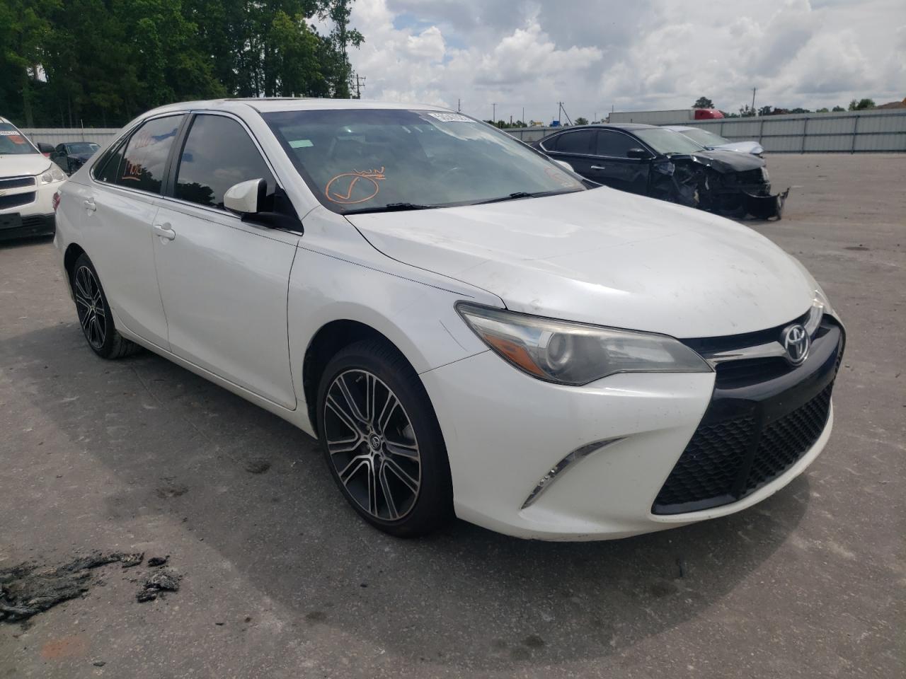Toyota Camry 2016