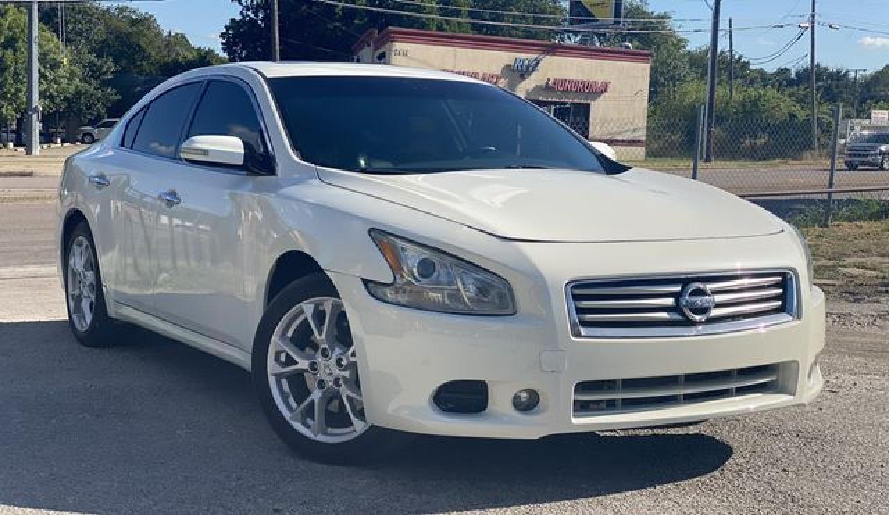 NISSAN MAXIMA 2013