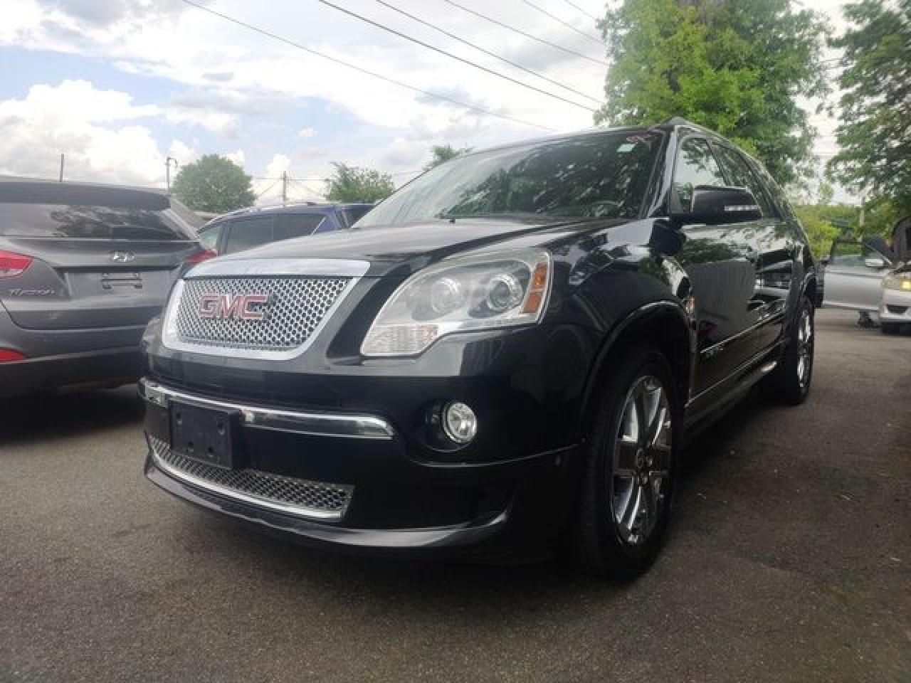 GMC ACADIA 2011