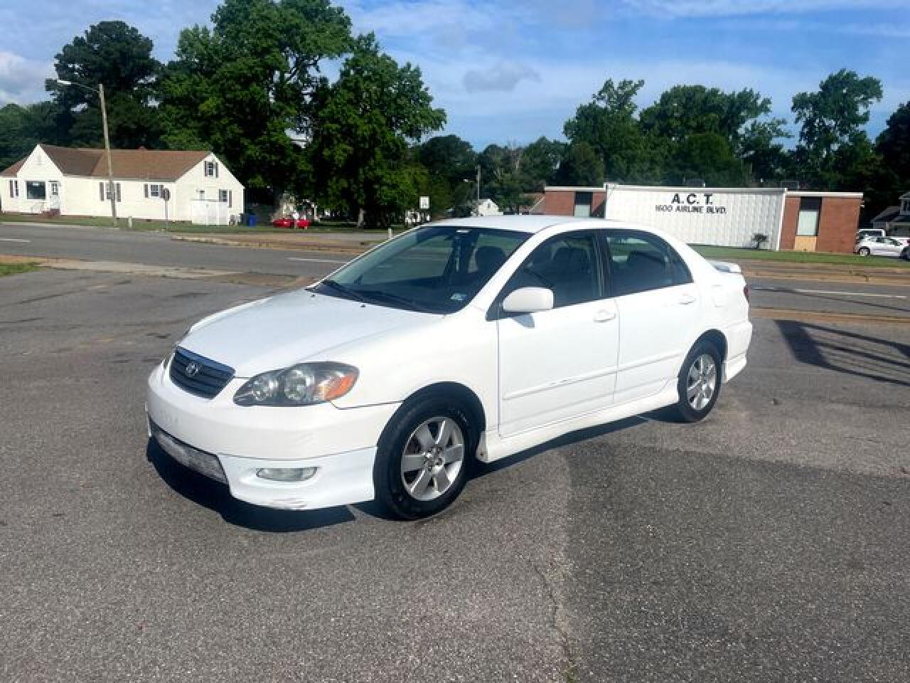 TOYOTA COROLLA 2005