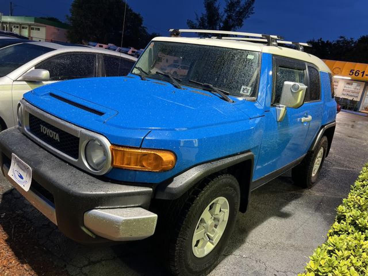 TOYOTA FJ CRUISER 2007