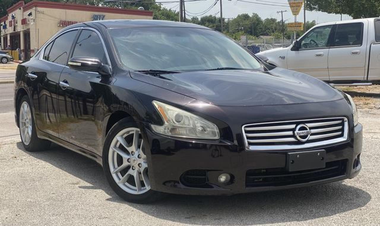 NISSAN MAXIMA 2014