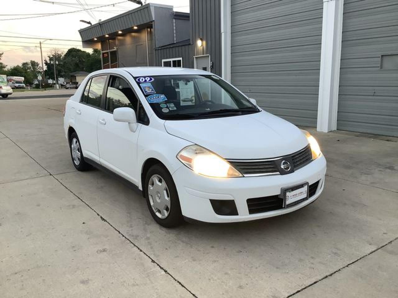 NISSAN VERSA S 2009
