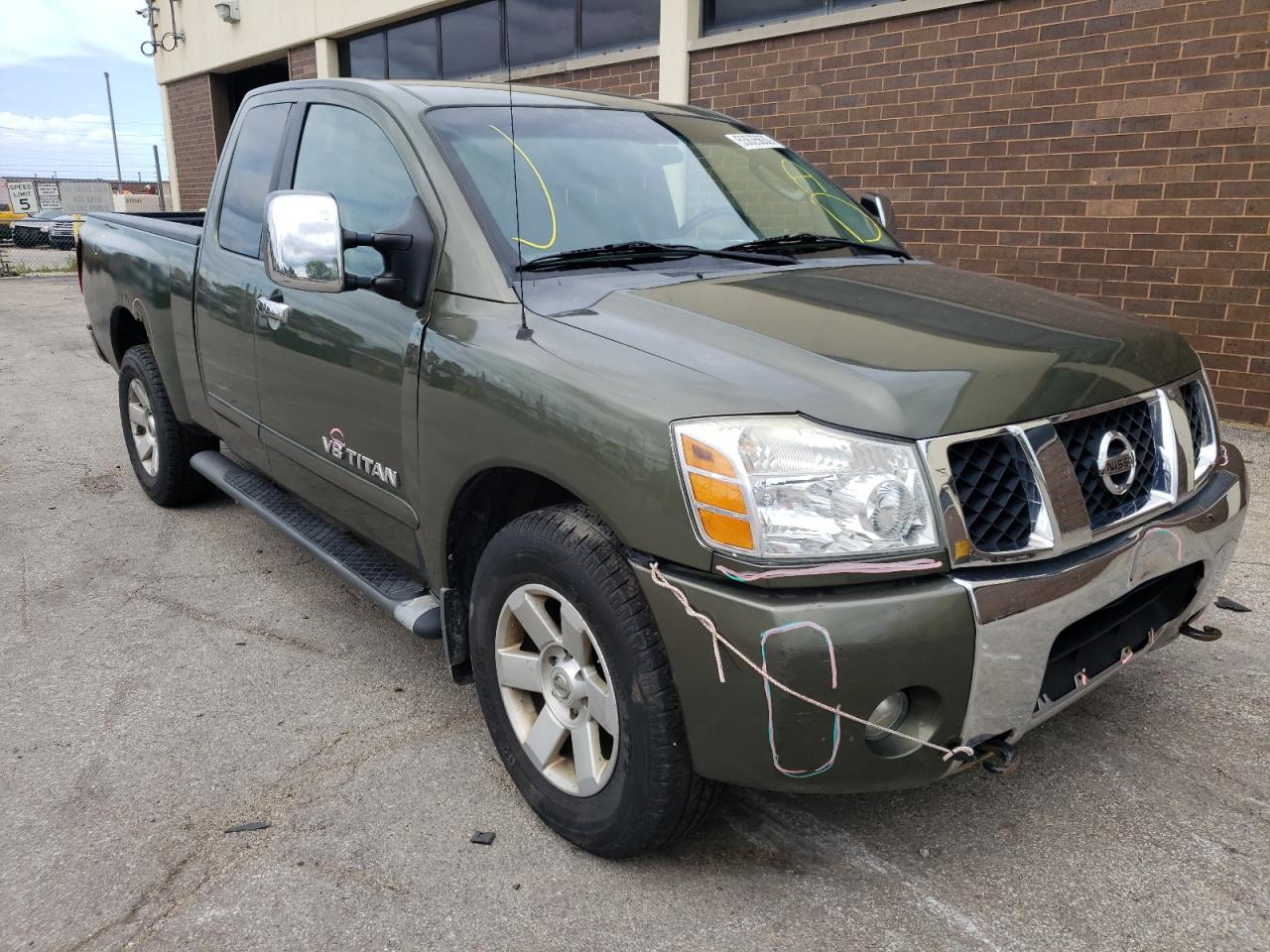 Nissan Titan 2005