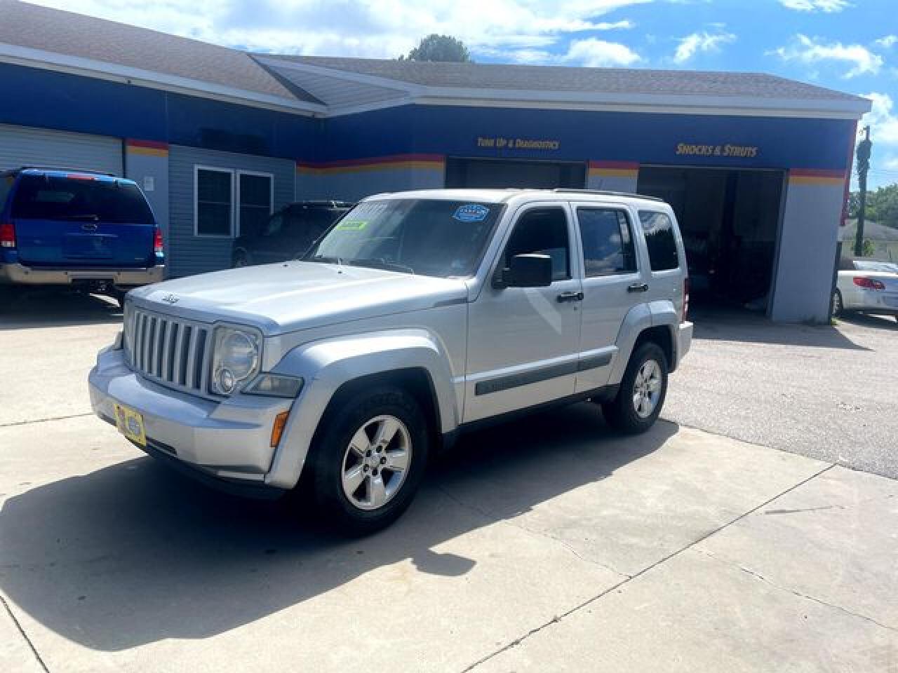 JEEP LIBERTY 2010
