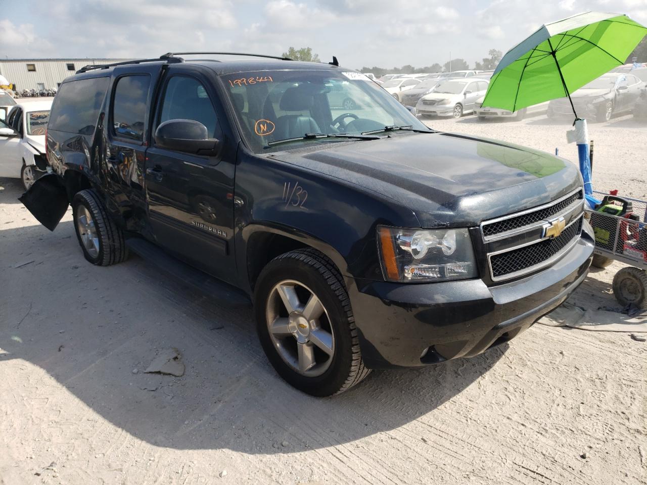 CHEVROLET SUBURBAN K 2011