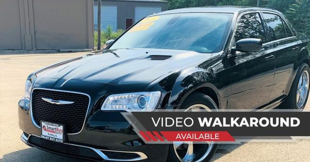 CHRYSLER 300 2015