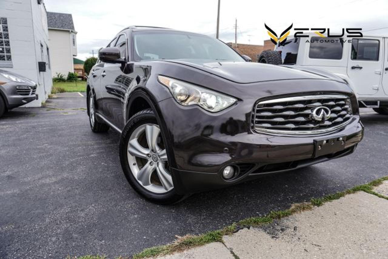 INFINITI FX35 2010