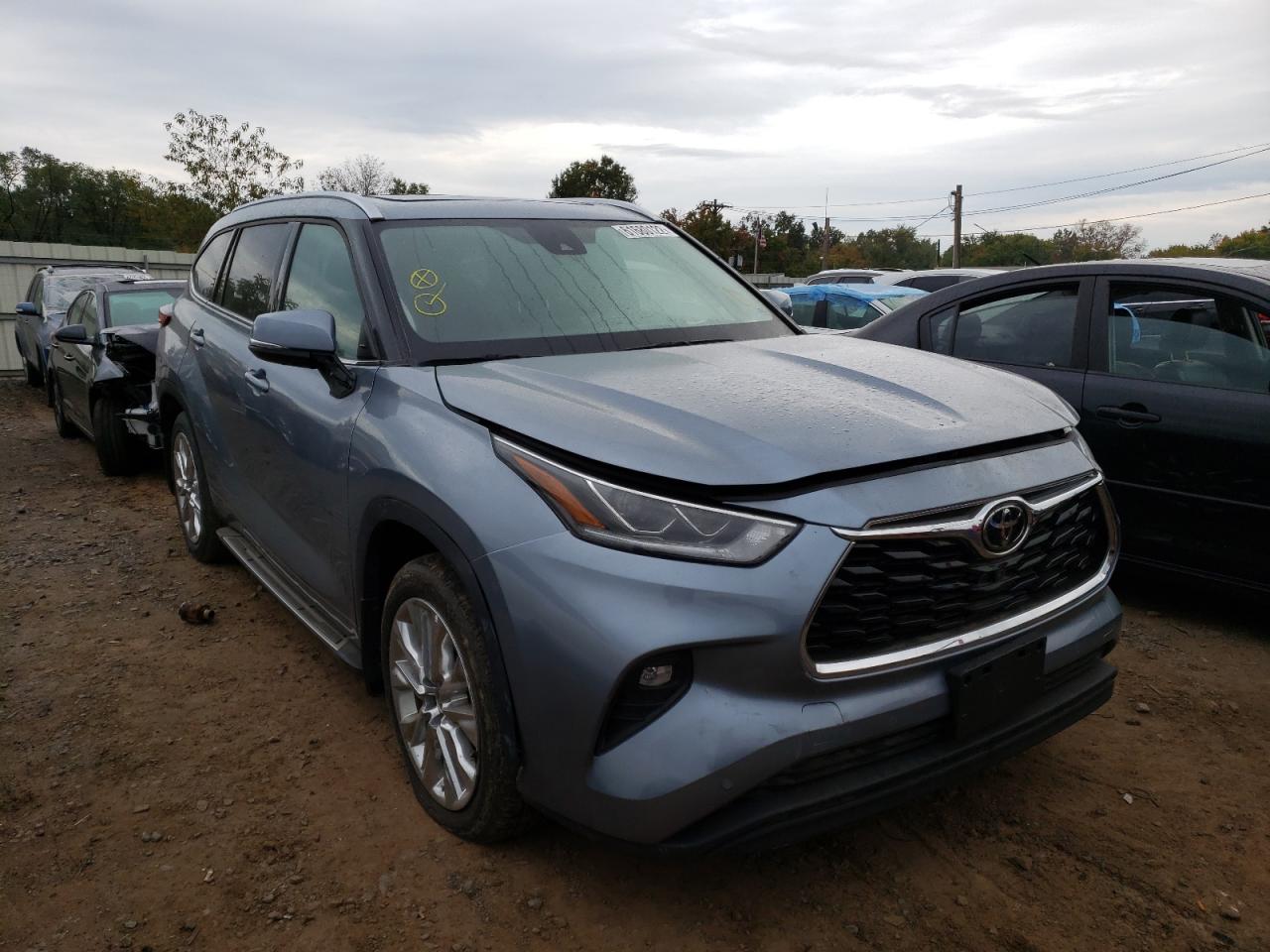 TOYOTA HIGHLANDER 2020
