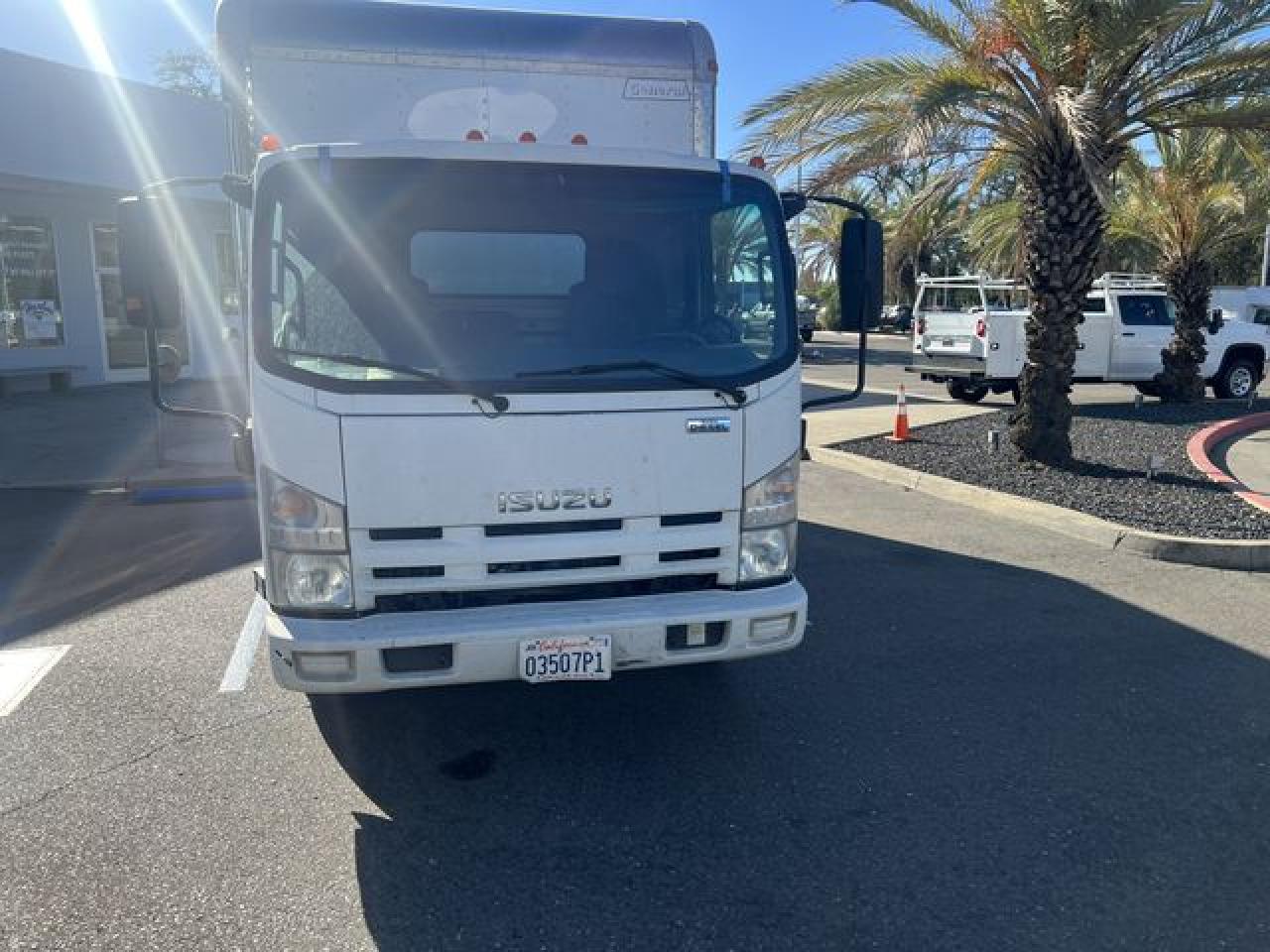 Isuzu Npr 2014