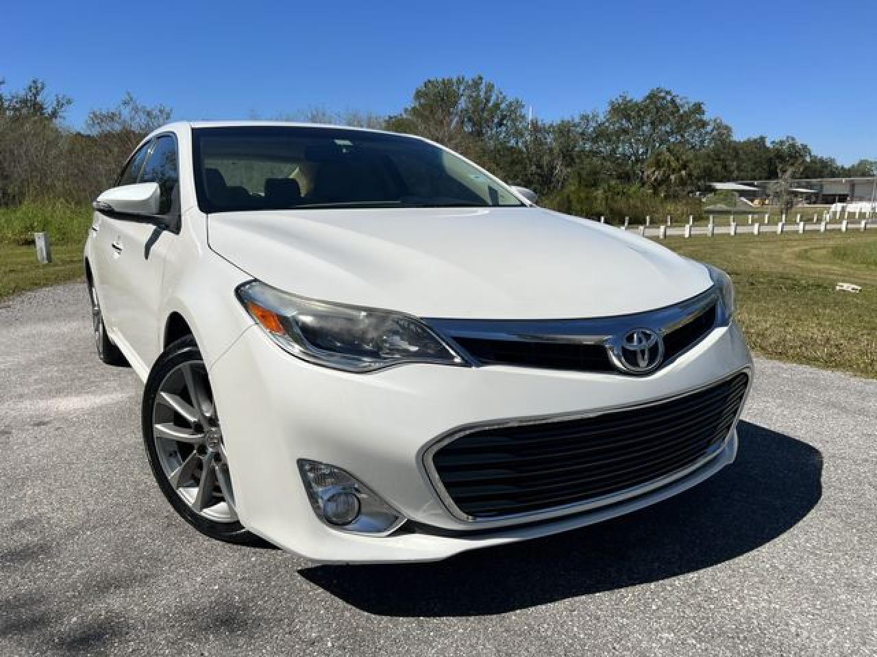 TOYOTA AVALON 2014