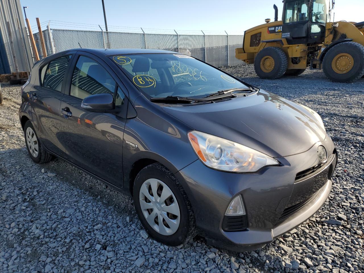 TOYOTA PRIUS C 2013