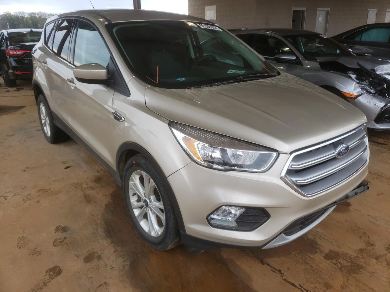 FORD ESCAPE 2017