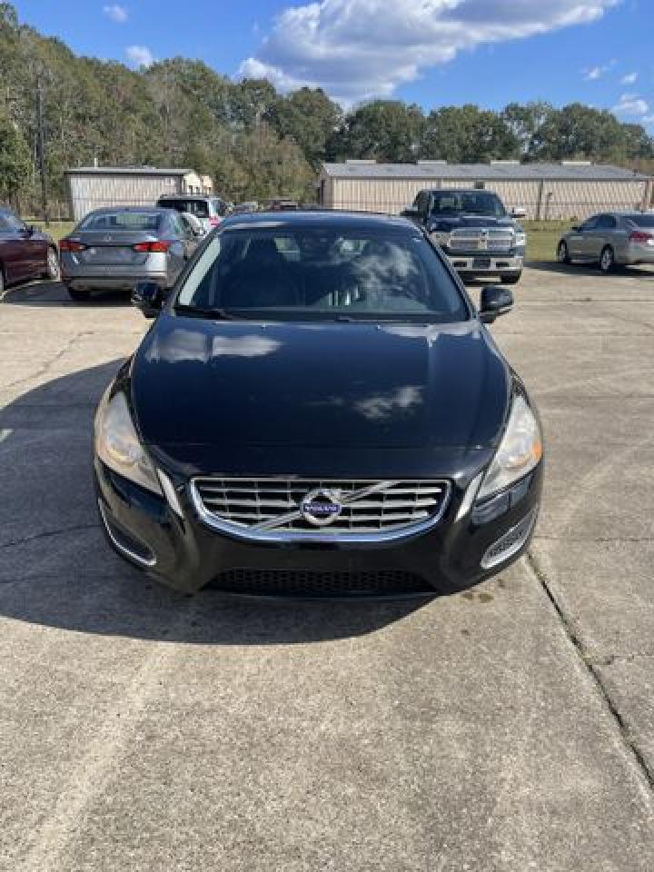 VOLVO S60 2012