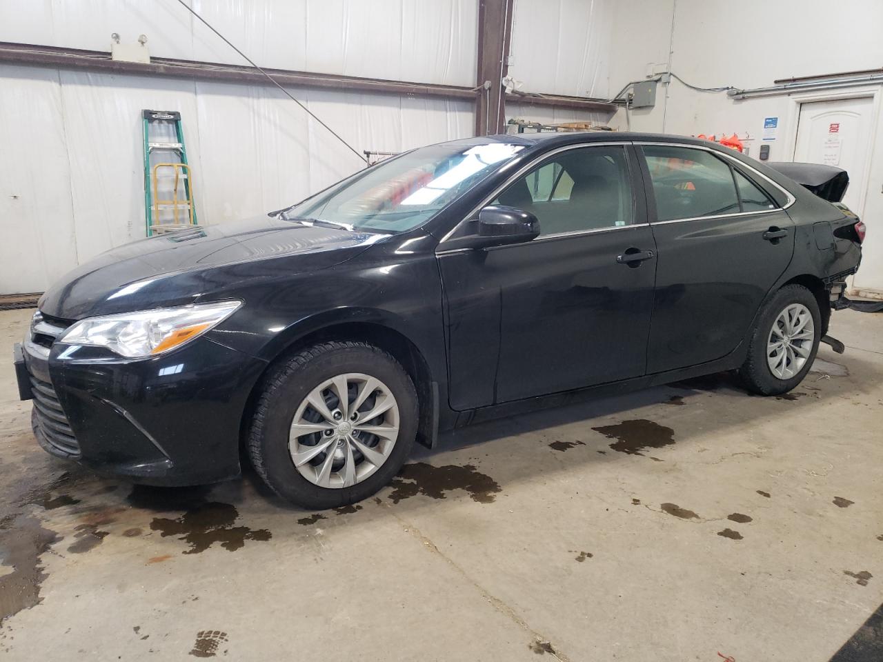 TOYOTA CAMRY LE 2017