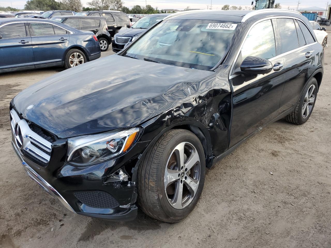 Mercedes-benz Glc-class 2016