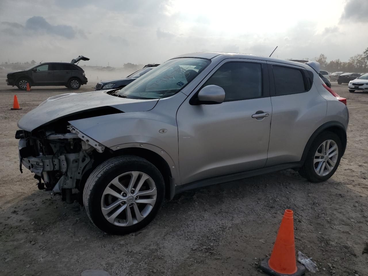 NISSAN JUKE S 2012