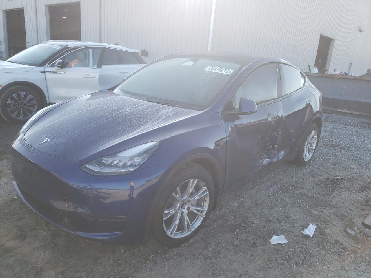 TESLA MODEL Y 2021