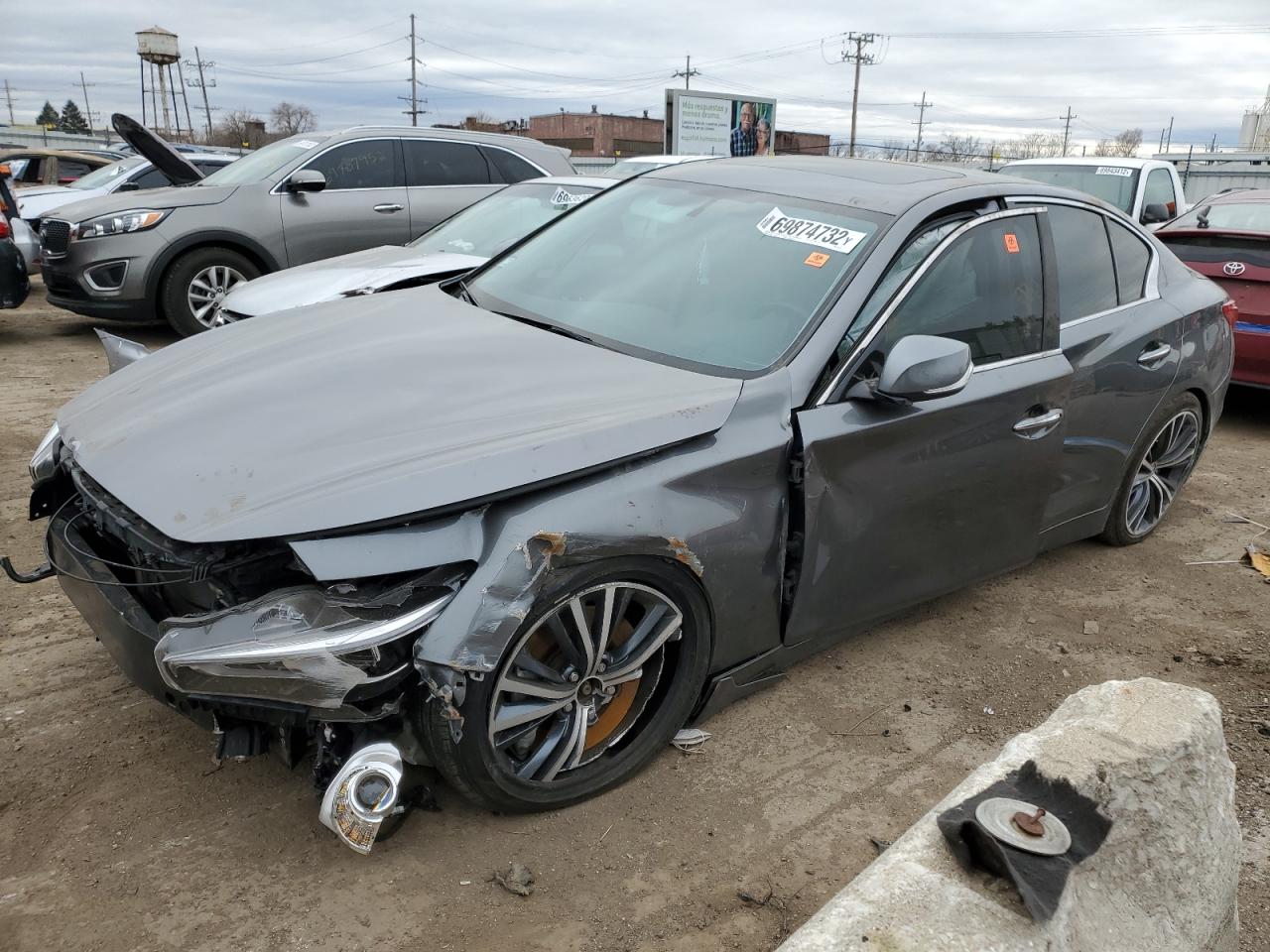 Infiniti Q50 2015