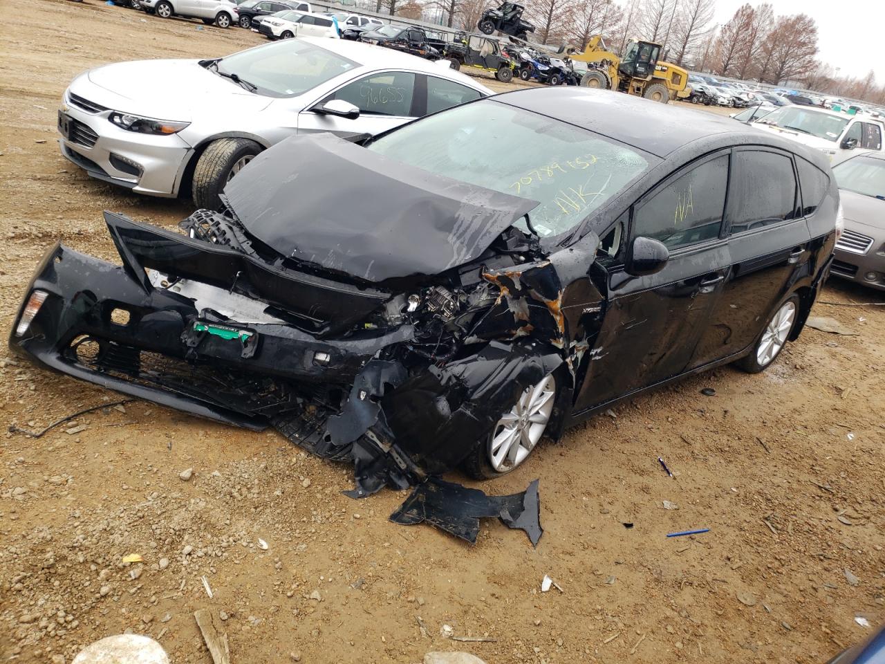 TOYOTA PRIUS V 2012