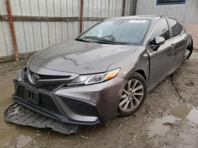 Toyota Camry 2022