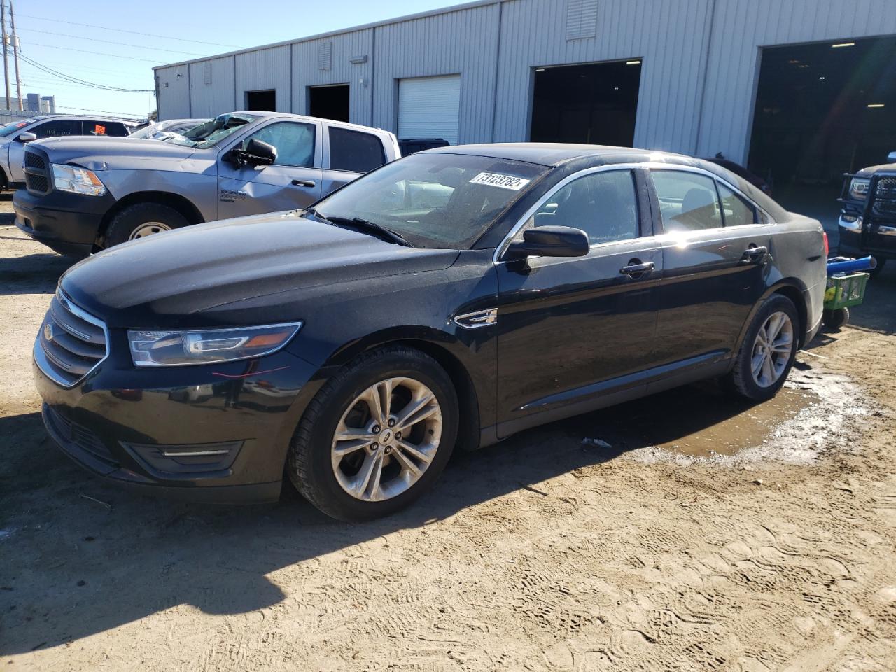 Ford Taurus 2015