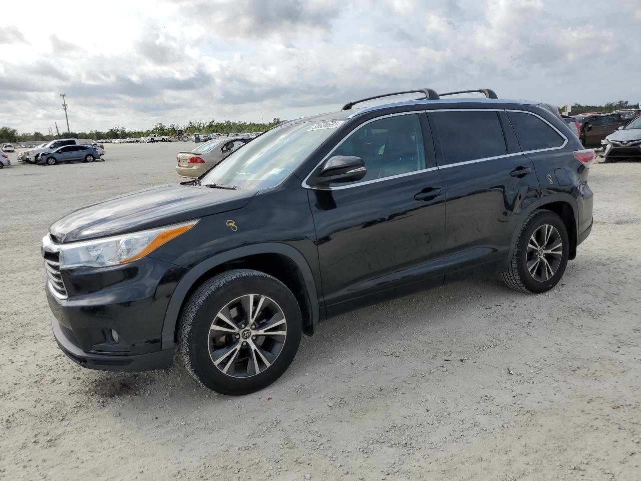 Toyota Highlander 2016