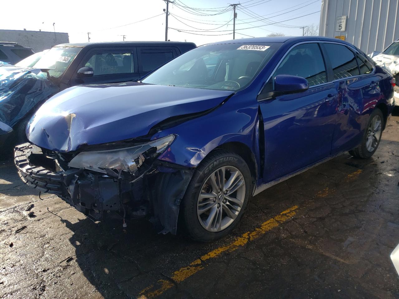 TOYOTA CAMRY LE 2015