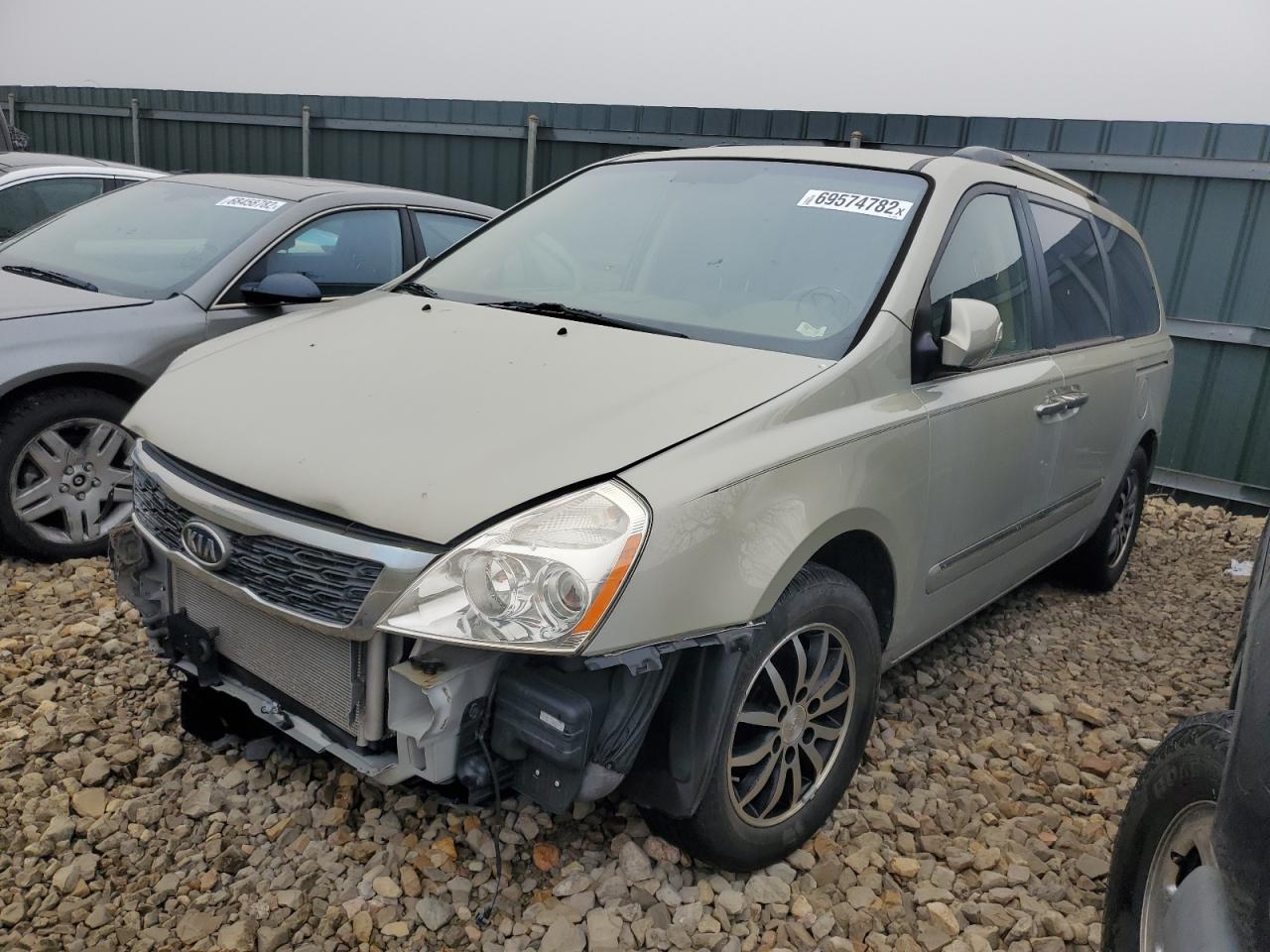 Kia Sedona 2012
