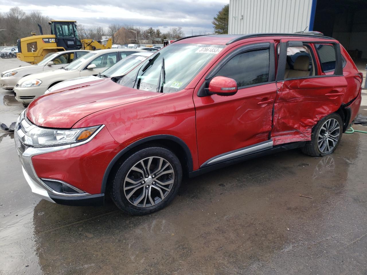 MITSUBISHI Outlander 2016