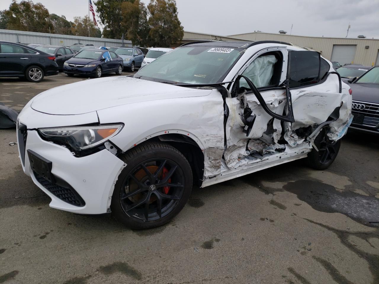 Alfa romeo Stelvio 2019