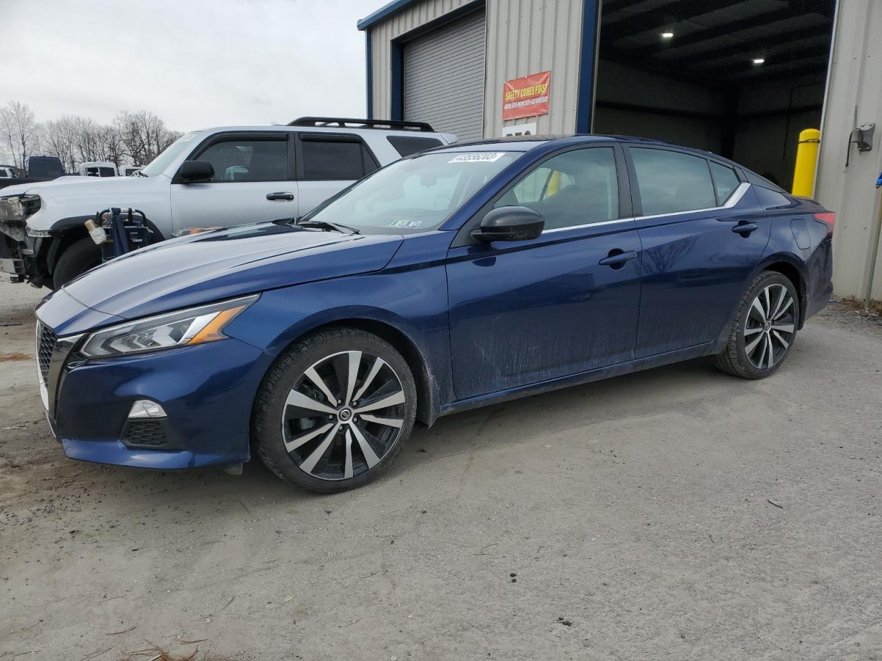 Nissan Altima 2020