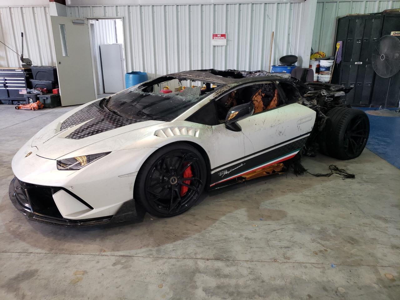 LAMBORGHINI HURACAN PE 2018