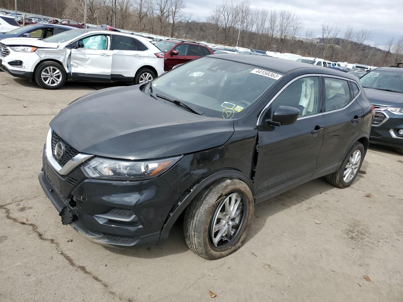 Nissan Rogue sport 2021