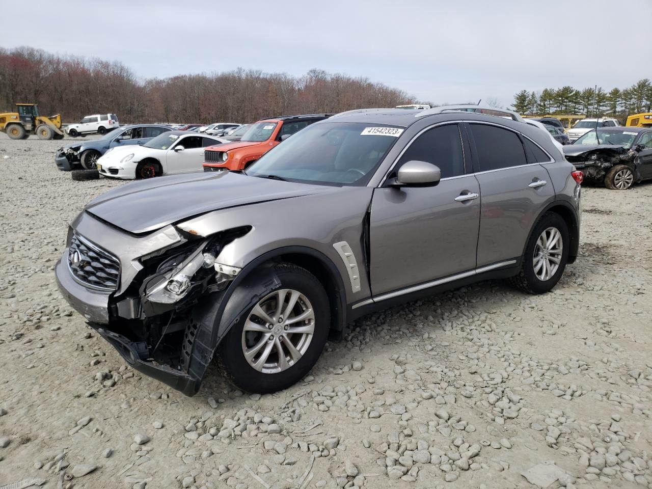 INFINITI FX35 2010