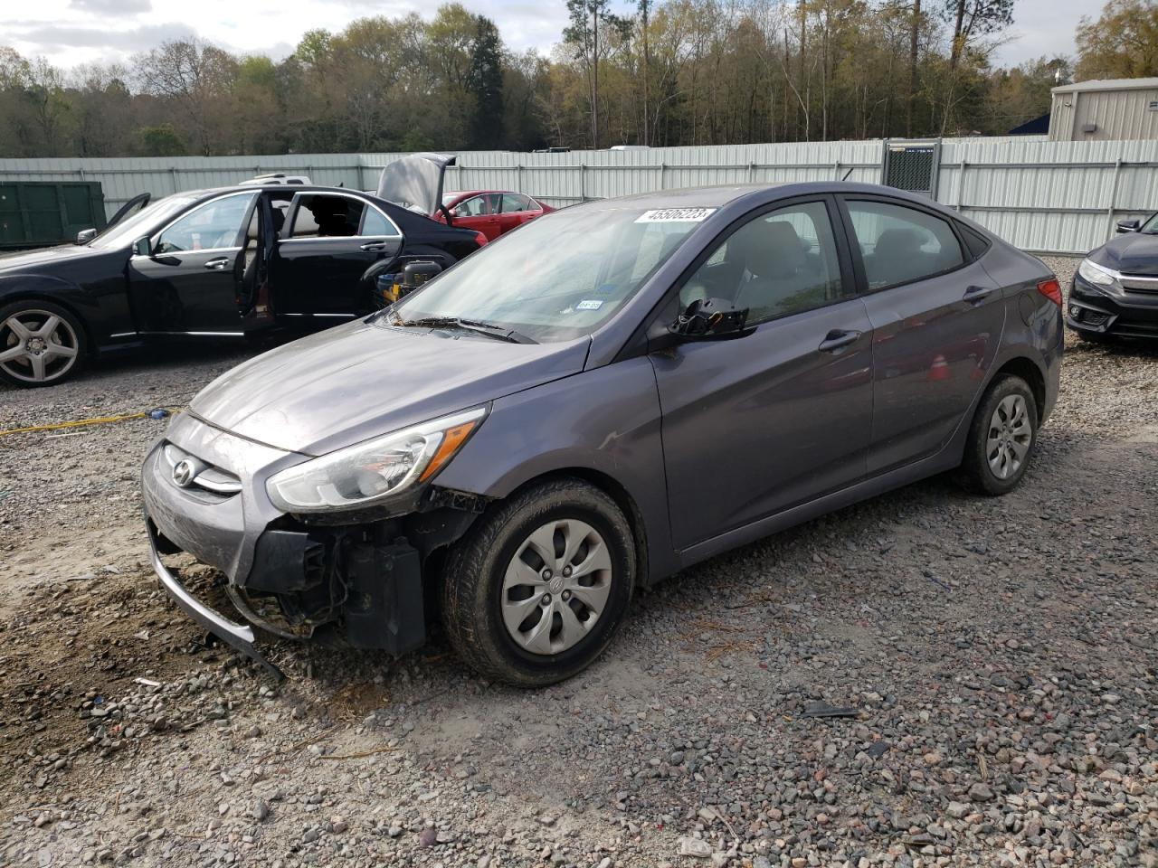 HYUNDAI ACCENT SE 2016