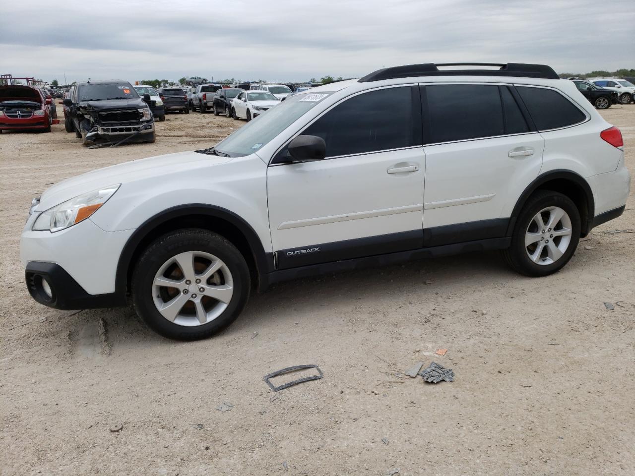 SUBARU OUTBACK 2. 2014
