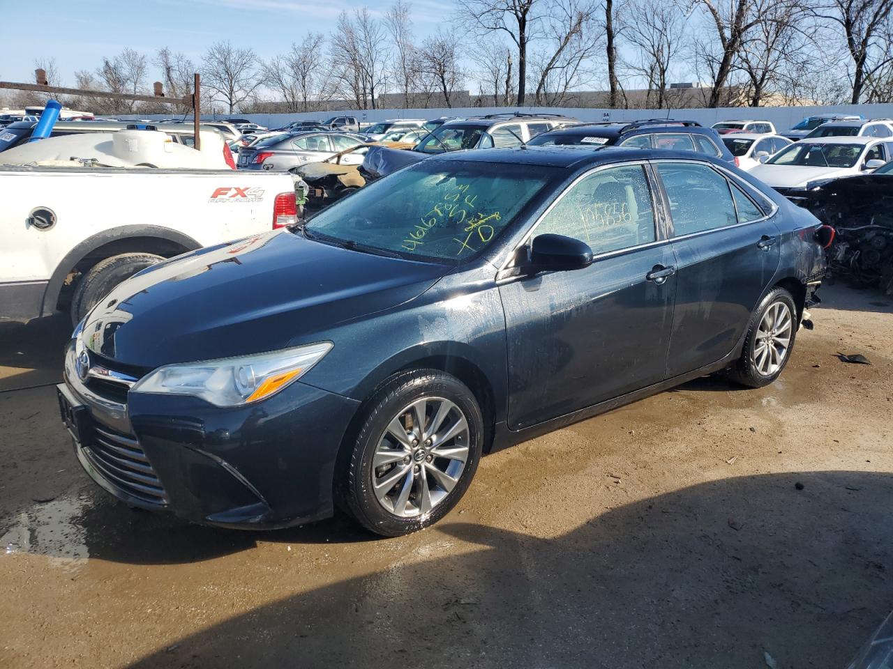 TOYOTA CAMRY LE 2015